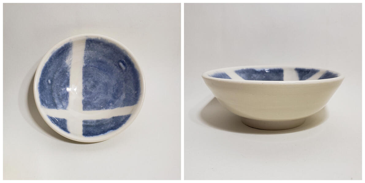 Stripe Bowl (A), 2019, porcelain, glaze: floating blue, clear